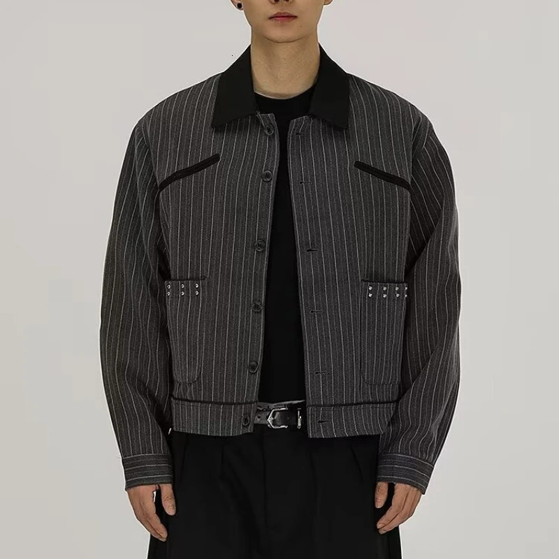 Autumn Jacket Mens Japanese Korean Streetwear Fashion Show Striped Rivet Splice Short Women Coat Couple Spring Outerwear 251015