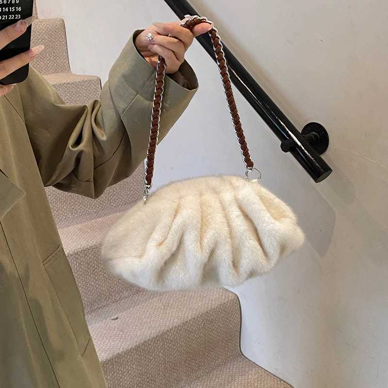 MOODS Pleated Design Faux Fur Shoulder Bags For Women 2024 Luxury Designer Purses And Handbags Winter Warm Soft Plush Z251024