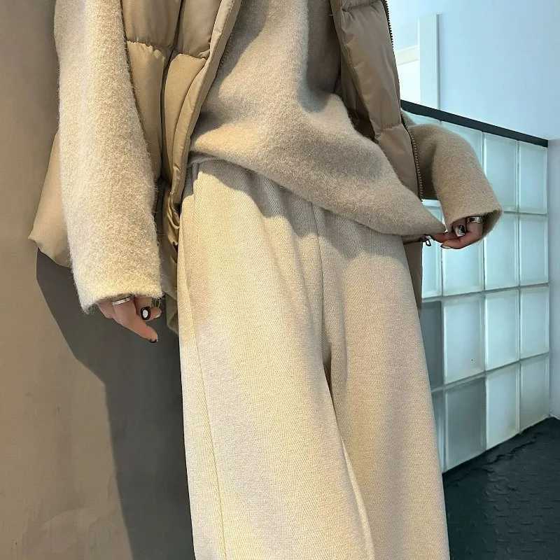 New Herringbone Pants for Womens Autumn and Winter Woolen Slit Pants Straight Banana High Waist Casual PantsT251025