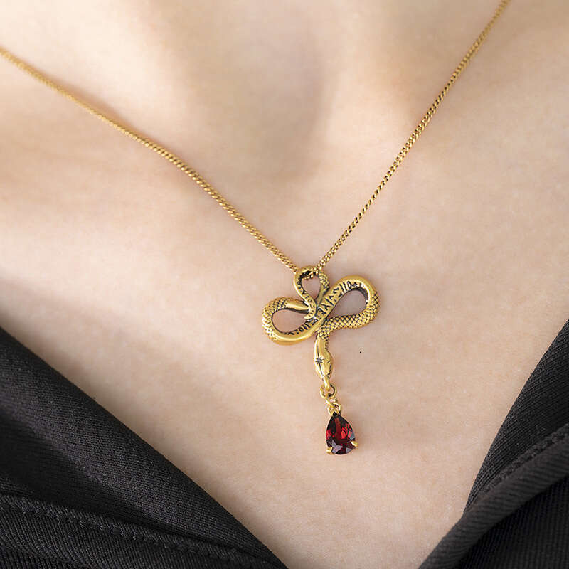 Year of the Snake-shaped Bow Necklace Female Zodiac Snake Red Tassel Collarbone Chain