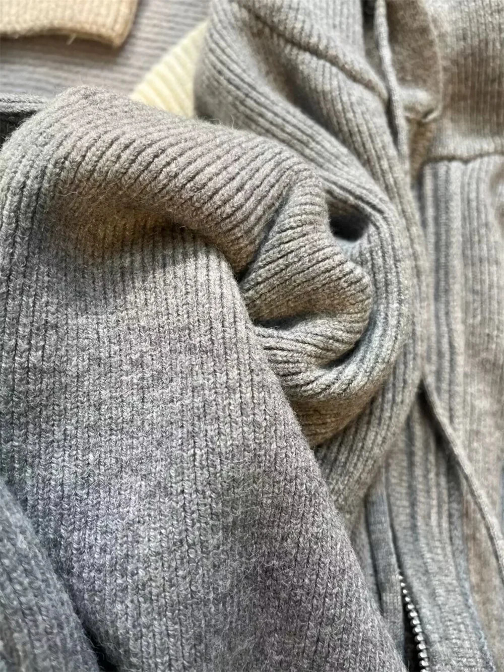 Korean Gray Hood Sweater Outerwear Women Loose Spring Autumn and Winter Outdoor Thickened Knitted Double Zipper Hoodie Coats 251013