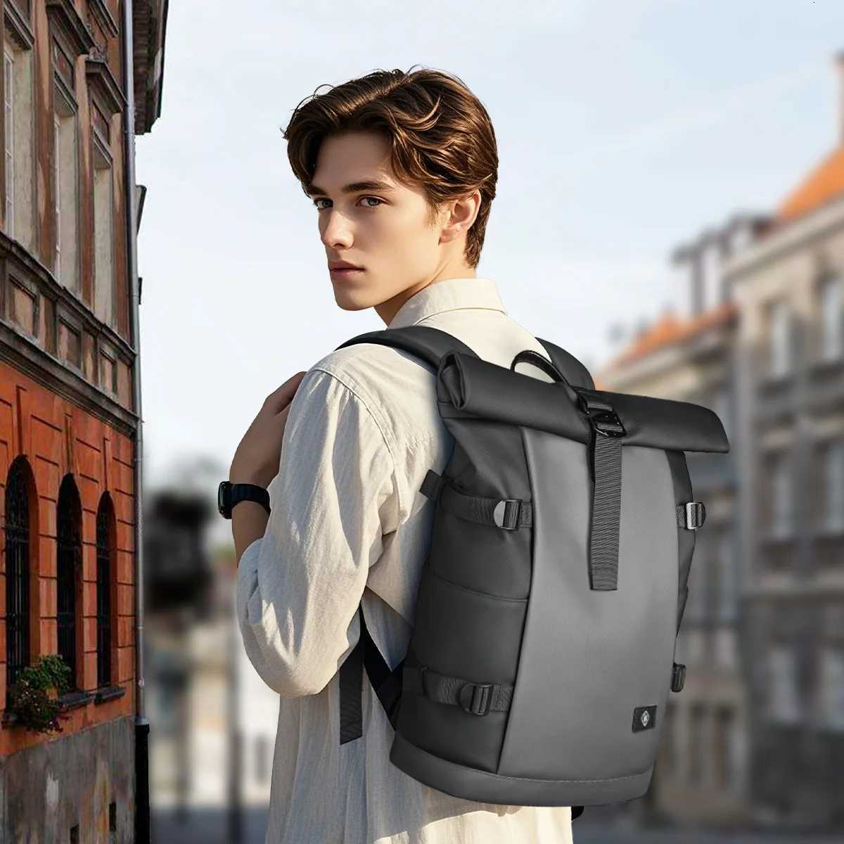 HK Waterproof RollTop Backpack for Men Large Capacity Expandable 17 Inch Laptop Bag Leisure Travel Backpack Hiking Camping Bags W251025
