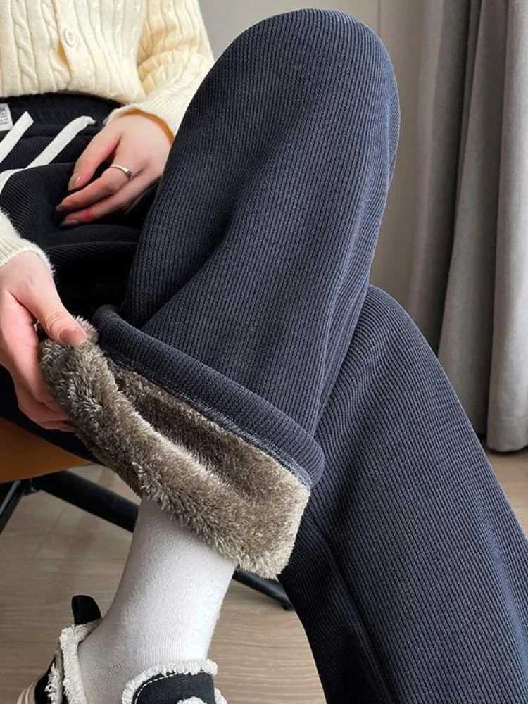 2025 New Autumn and Winter Fashion Versatile and Stylish High Straight Leg Fleece Lined Thick Comfortable Wide Leg PantsT251025