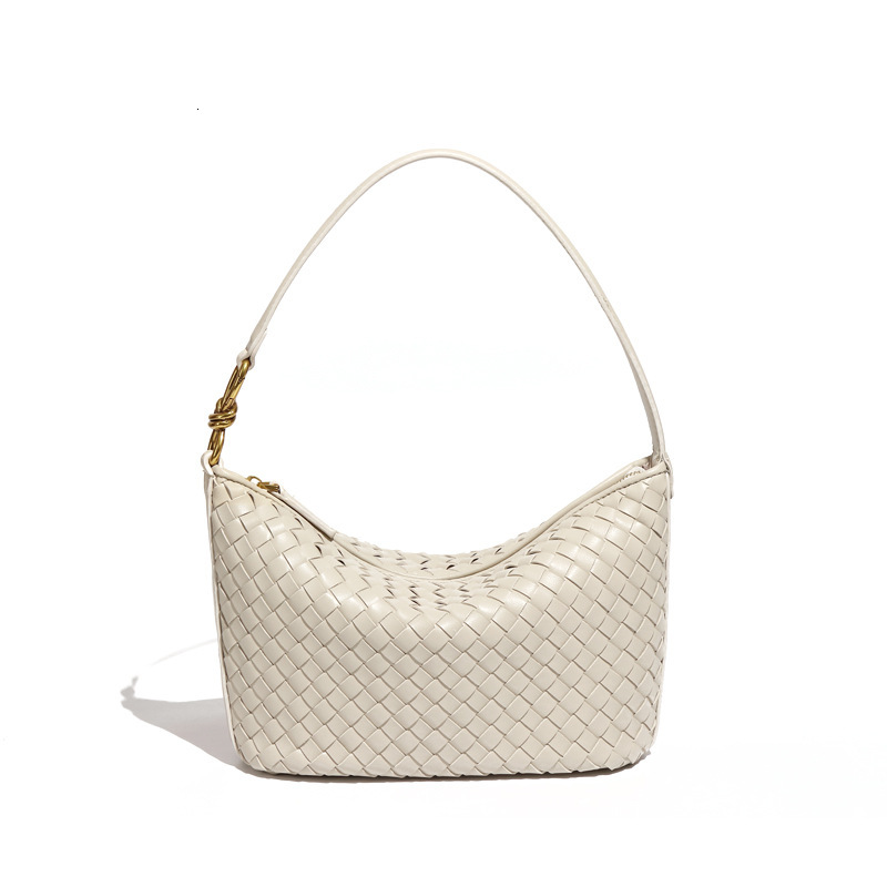 New Handheld Woven Niche High-end Versatile Underarm Dumpling Shoulder Commuting Stylish Handmade Bag