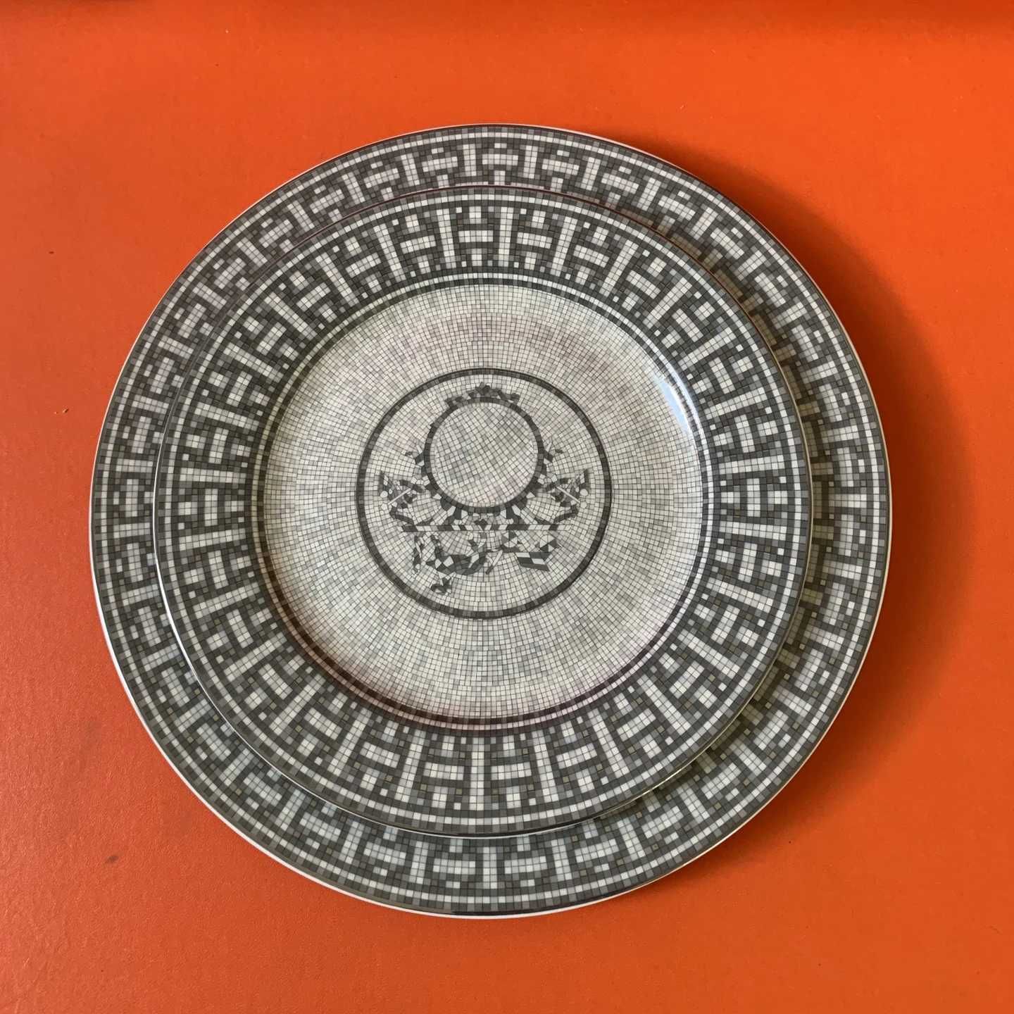 Elegant Bone China Mosaic Platter & Saucer Sets - Perfect for Formal Parties & Gourmet Meals