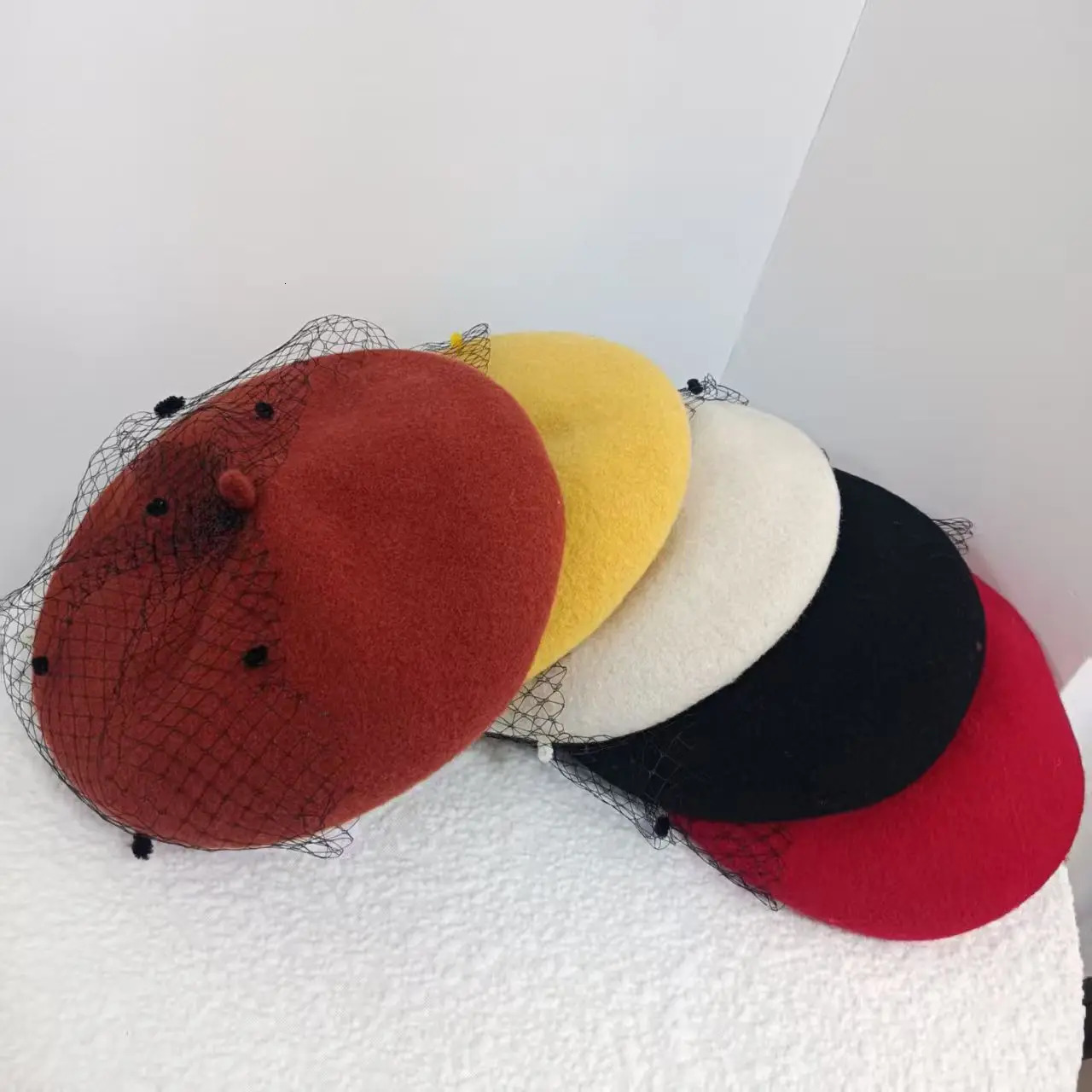 Amber Color Winter100 Wool Warm Beret Hat For Women Autumn Big Head Fashion Lace Cashmere Cap Top Quality Female Boina Gift 251023