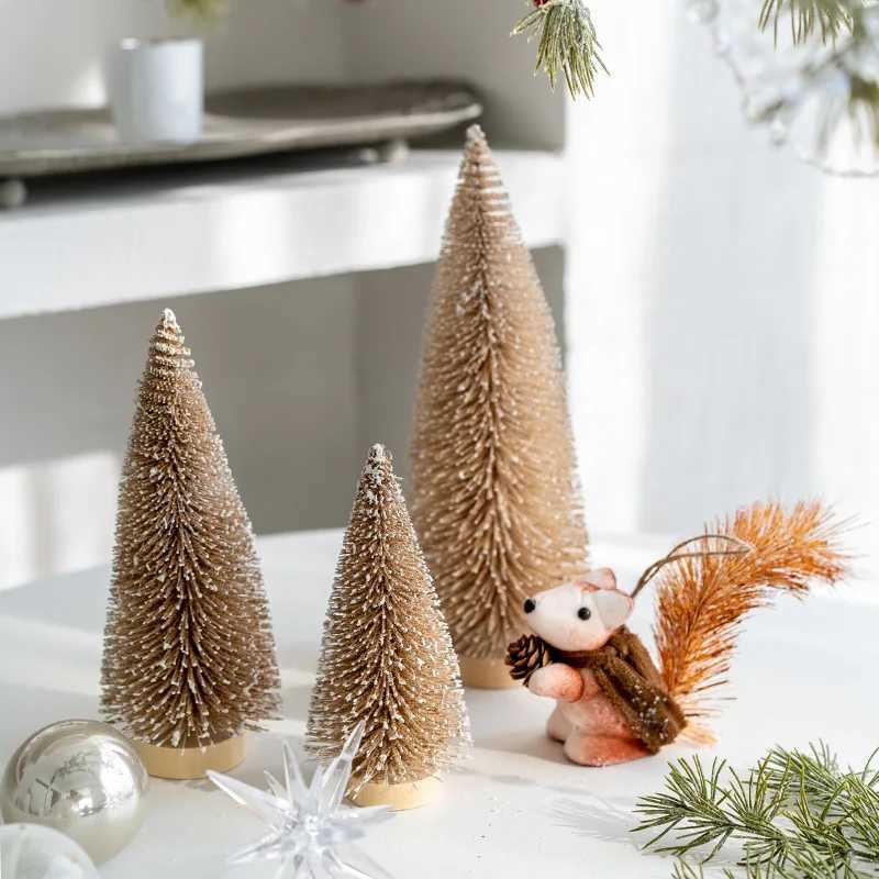 152025cm Christmas Mini Pine Christmas Tree Decoration Artificial Bottle Brush Tree with Wooden Base Xmas Home Decor 2024 C251024