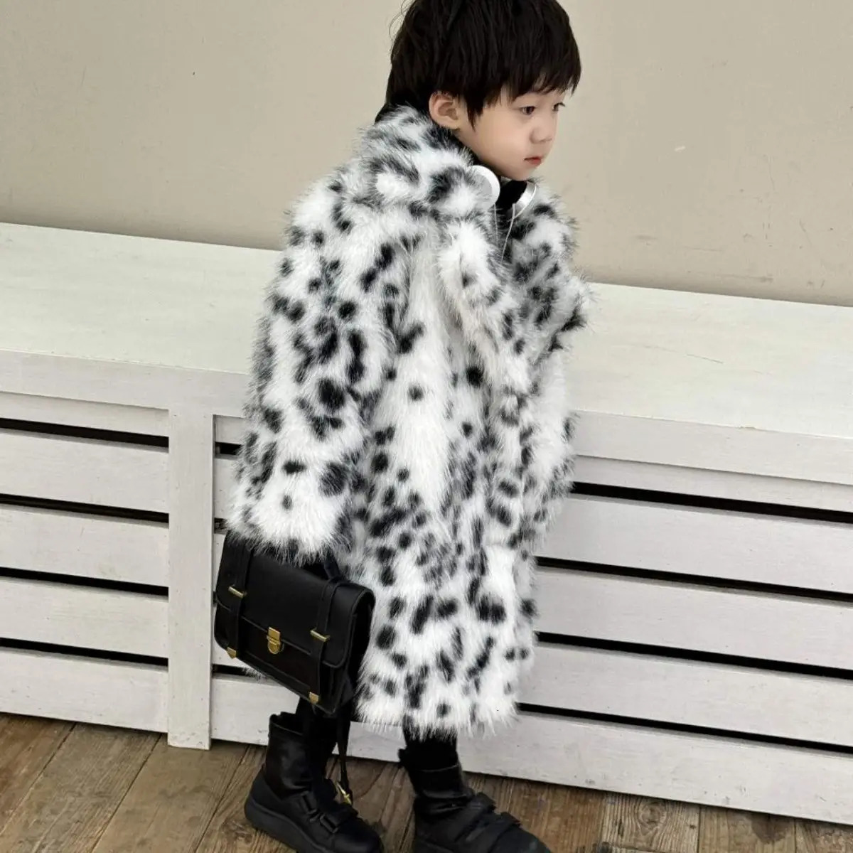 Autumn and Winter Children Fur Coat Thickened Warm Children Clothing Fox Fur Coat Versatile Trendy Style 251023
