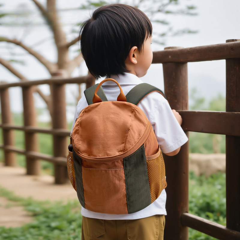 New designer backpack for boys and girls, fashionable style