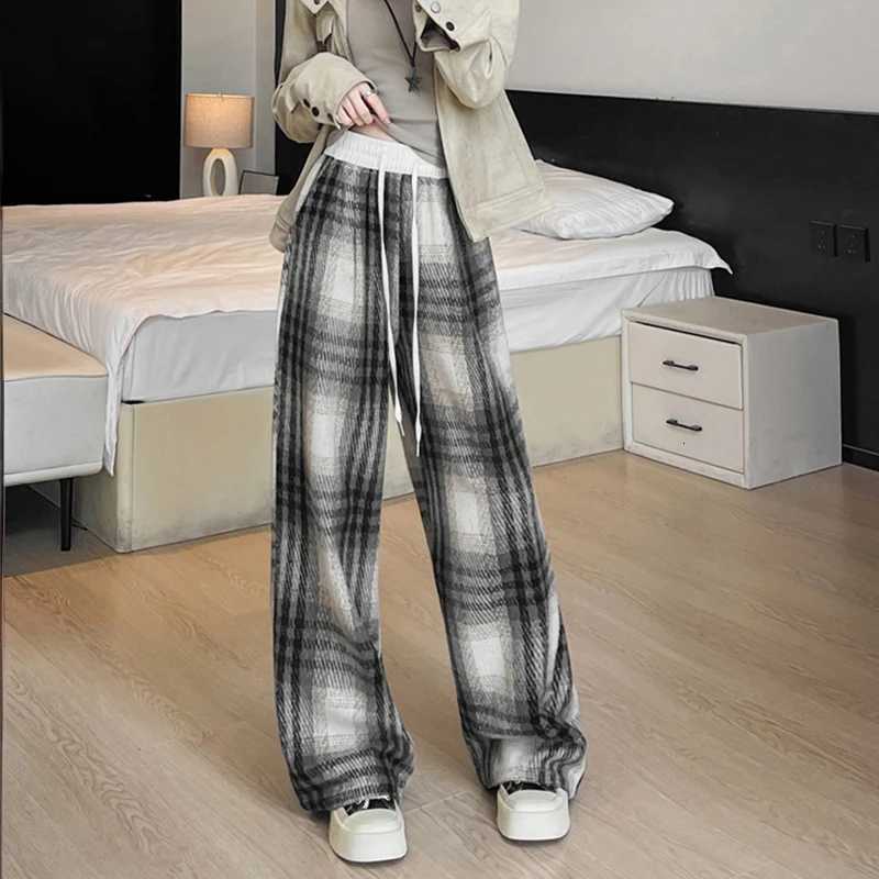 2025 Autumn Winter Plaid Woolen Pants Women Y2K Fashion Streetwear Straight Pants Patchwork Elastic Waist Wide Leg Trousers LadyT251025