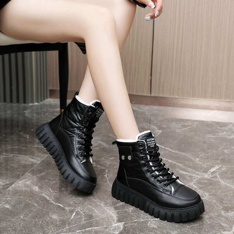 New Solid Color Women's Winter Mid-Top Fleece-Lined Warm Height-Increasing Thick-Soled Sports Casual Shoes New Designer Boots