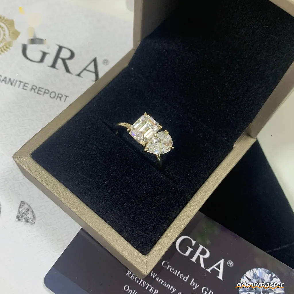 2025 Emerald And Pear Cut Graceful Dia Engagement 14K/ Yellow Gold Wedding Ring Toi Et Moi Style Ddmymaster