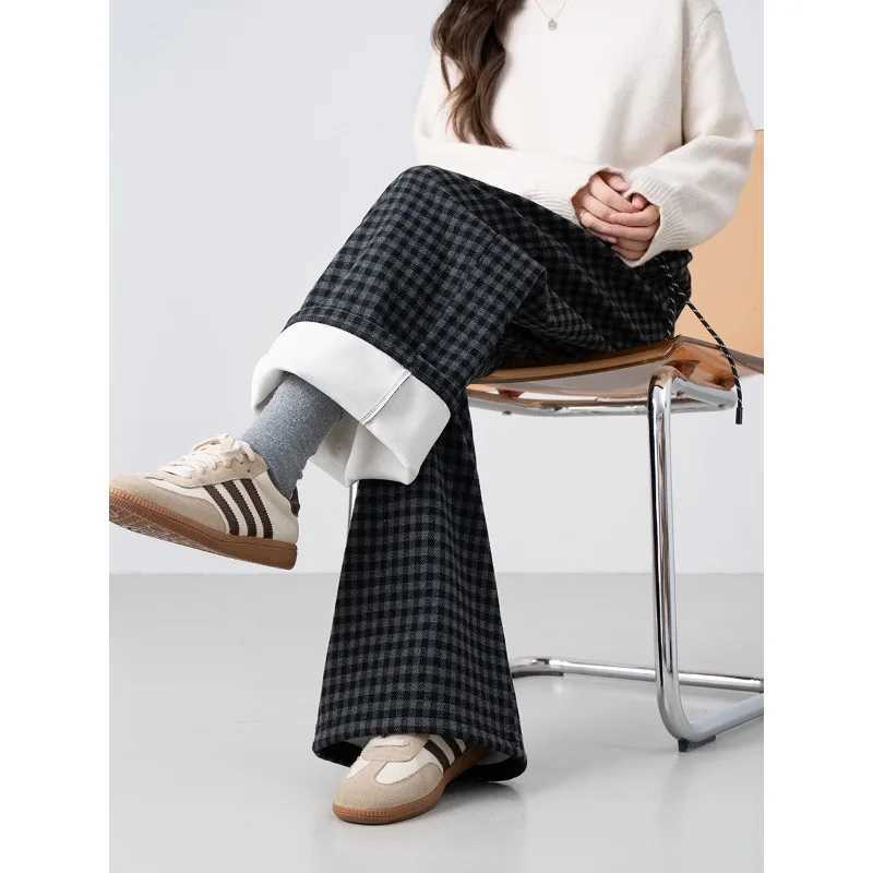 Autumn Winter New Retro Brushed Plus Velvet Plaid Casual Pants Loose Slimming Warm Straight Mens TrousersT251025