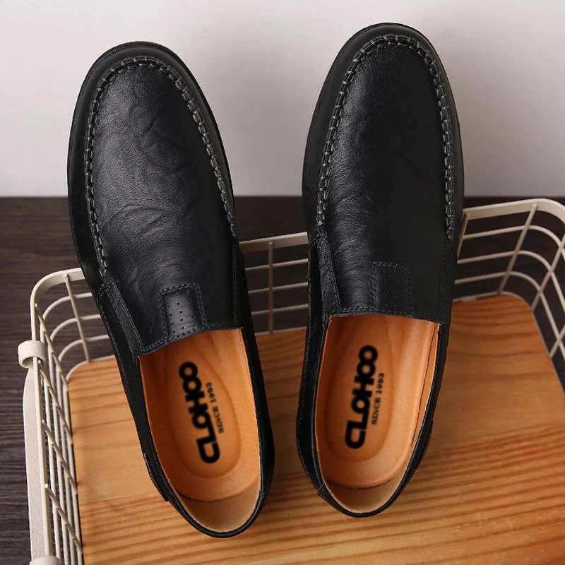 CLOHOO Mens Handmade Casual Loafers AntiSlip Comfortable SlipOn Driving Comfortable Leather Shoes 251023