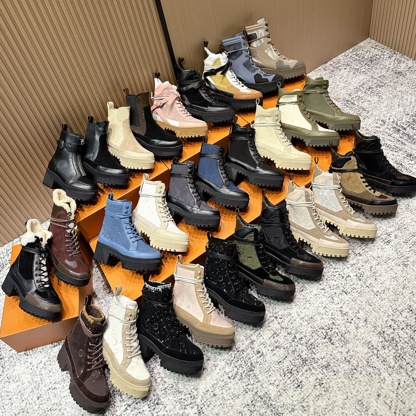 designer boots womens winter boots Designer Women's Ankle Boots Genuine Leather Quilted Lace-up Booties Beige Ebony Desert Style Platform Short Boots Motorcycle