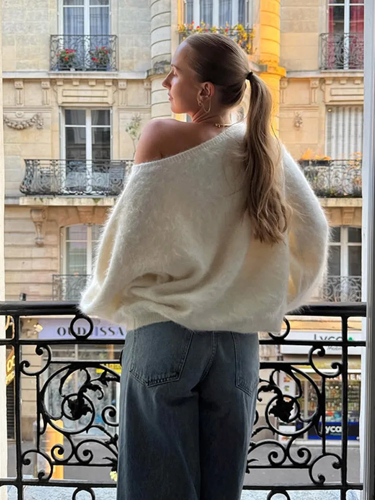 Women Solid Off Shoulder Knitted Pullover Elegant Classic Full Sleeve Loose Short Sweater 2025 Autumn Lady High Street Knitwear 251023