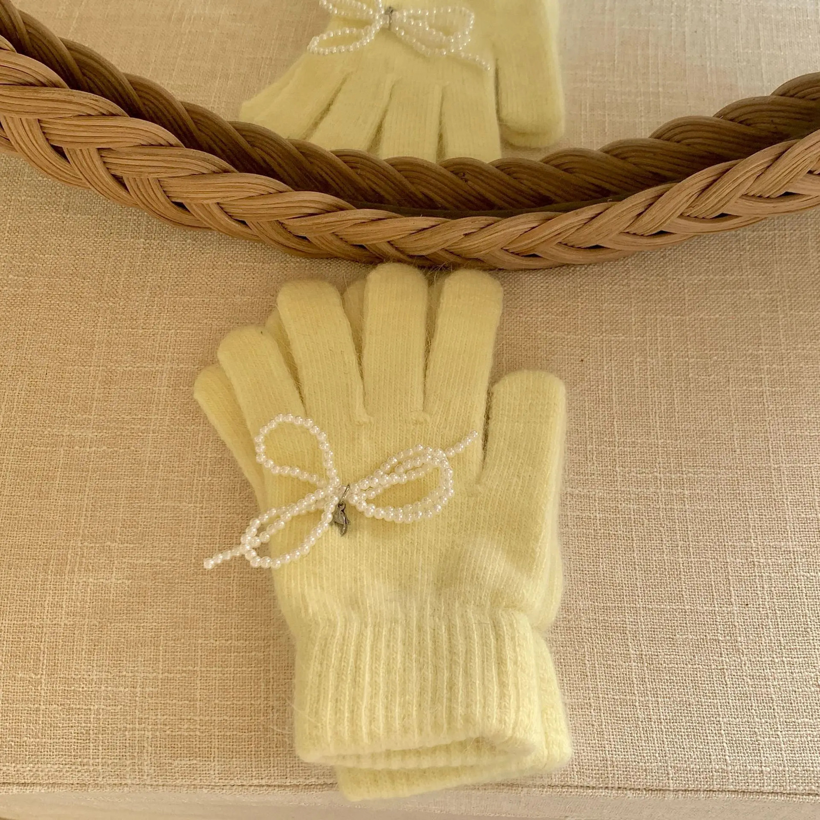 Korean style winter warm bow gloves sweet style cute French pink gloves fashion cycling gloves luva touchscreen nice accessories 251023