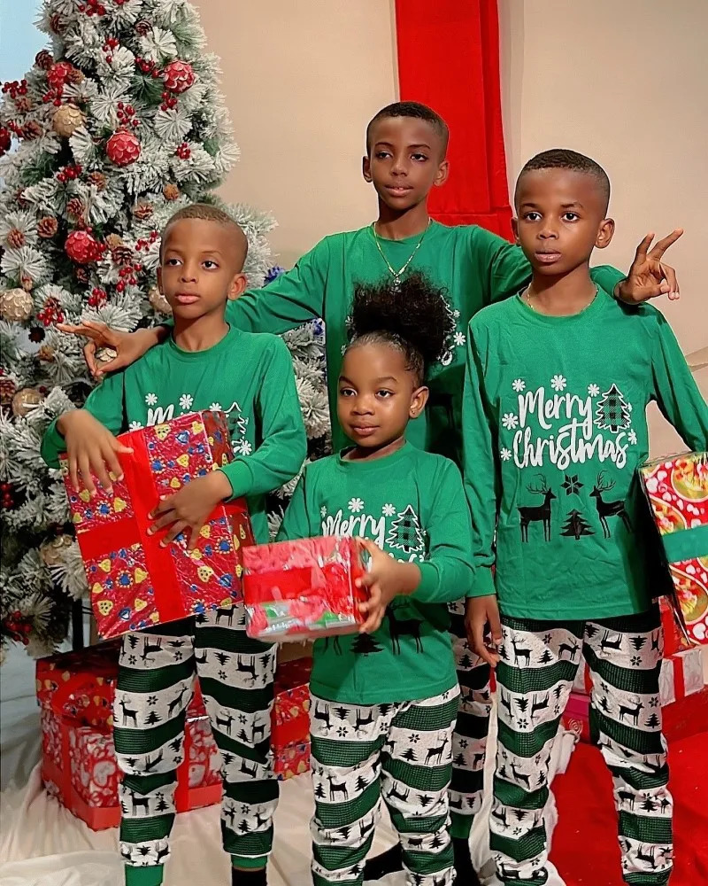 Merry Christmas Family Matching Outfits All Elk Print Mother Father Kids Pajamas Set Soft Loose Sleepwear Xmas Look Gift Pyjamas 251023