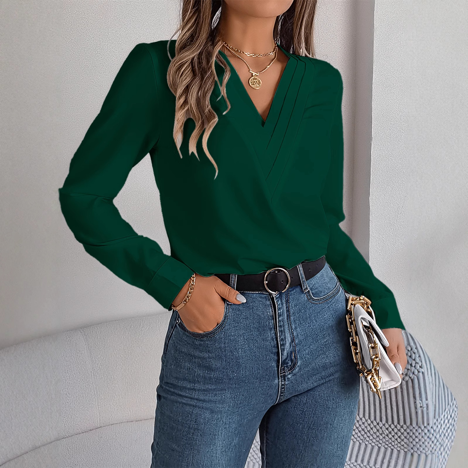 Long Sleeve Shirt Womens 2025 Autumn and Winter New V Neck Top