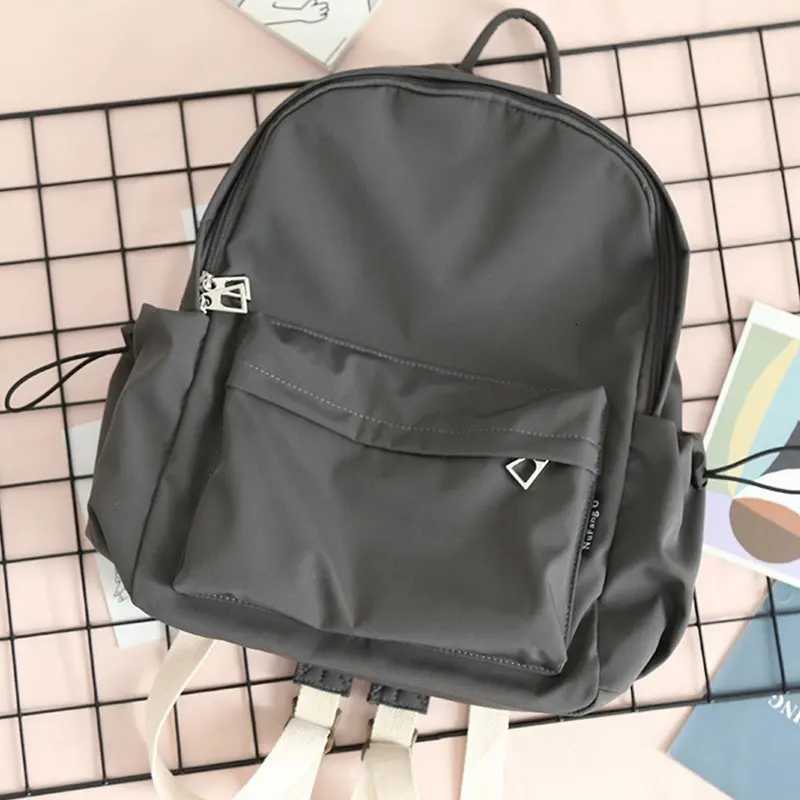 Casual Women Backpack New Lightweight Nylon Girls School Backpack Anti Theft Zipper Womens Travel Backpacks Student School Bag W251025