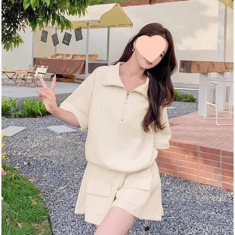 Fashionable Sportswear Set Loose Fit Short Sleeve Cotton Blend Fabric Korean Style Summer Outfit Two Piece Suit for Women 251020