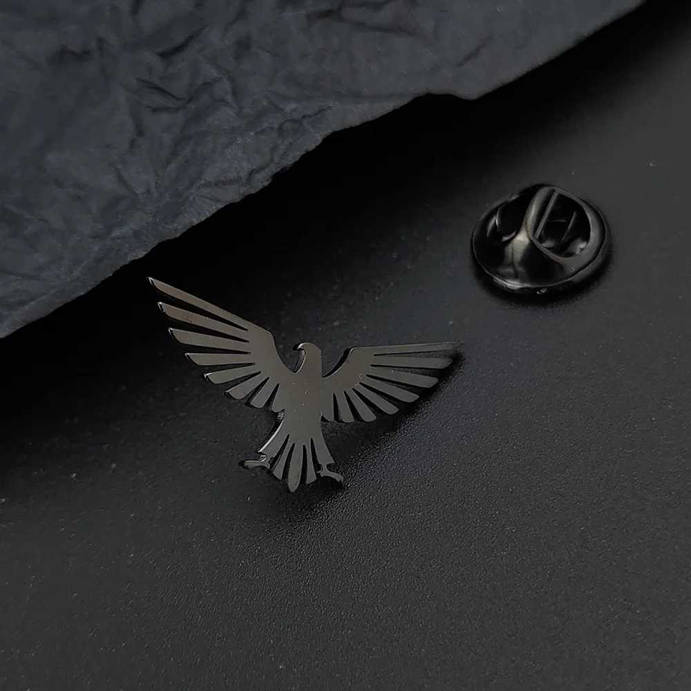 Phoenix Flamingo Gold Plated Badge Mens Suit Brooch Black Lapel Pin Clothing Accessories Set Halloween Gift J251115