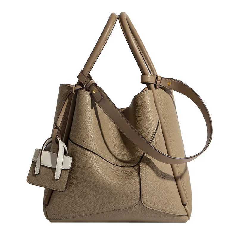 2025 Luxury Highend Geometry Splicing Design Composite Handbags Women Trendy Bucket Bag Underarm Bag New Brand Shoulder Bag Z251024