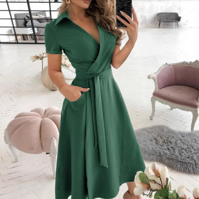 Spring and summer new fashion designer V-neck printed slim fit short sleeved dress for women in European and American style