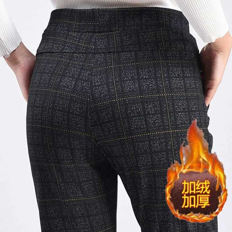 Pants Women2025Autumn Winter New Fleece Thick MiddleAged Elderly Ladies Casual Trousers Mother High Waist Straight Pants FemaleT251025