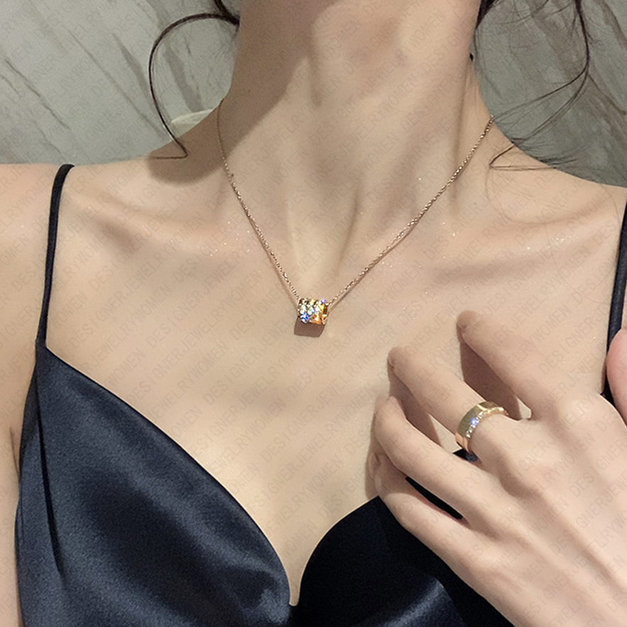 Designer Bracelet Bracelet for Women Slim Waist Bracelets Roman Numeral Bangle Pendant Bangles Luxury Jewlery Designer for Women Elegant Timeless Gift