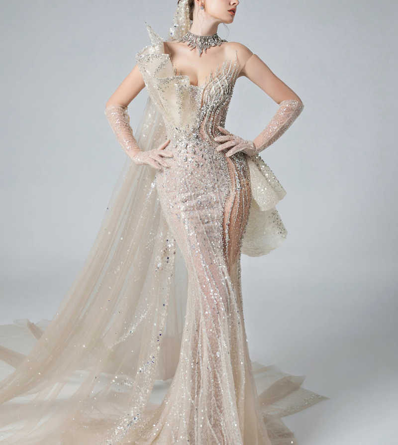 Stunning Evening Dresses Halter Sleeveless Handmade Crystal Rhinestone Sequin Dinner Party Prom Special Occasion Customized