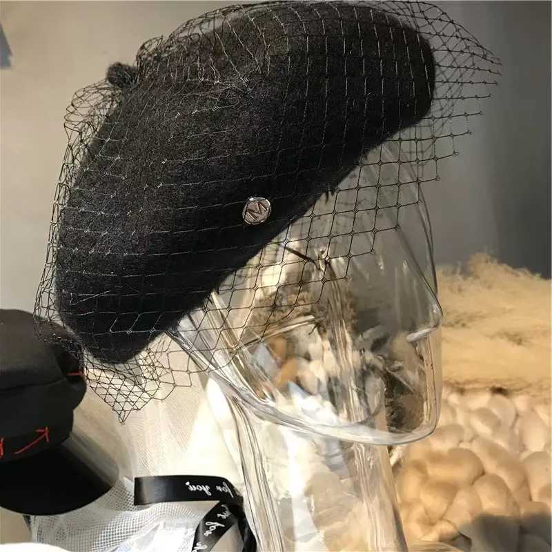 1PC Fascinating Mesh Veil Wool Beret Autumn Winter Warm Beanie Hat Vintage Felt Casual Painter Hats Fem French Berets Cs Y251025