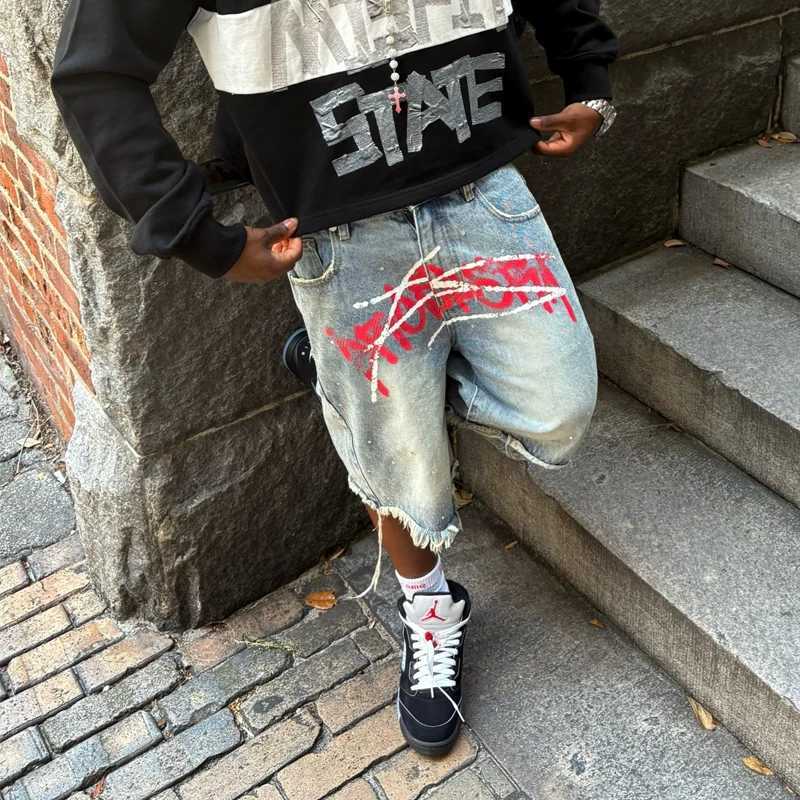 Y2K Graffiti Jorts Rhinestone Distressed Printed Denim Shorts Men Women Trend Retro Hip Hop Streetwear Unisex Baggy Short PantsXJ251025