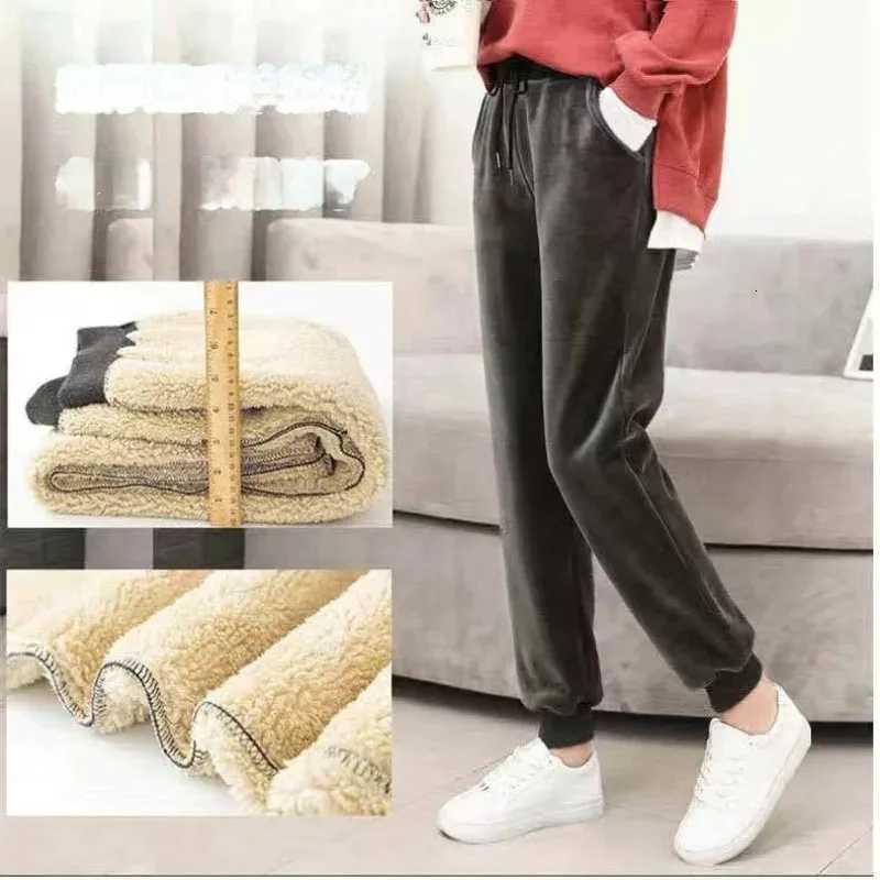 Fleecelined Thick Velvet Sweat pants Womens Autumn and Winter Warm Pants Loose Casual Pants Sweatpants TrousersT251025