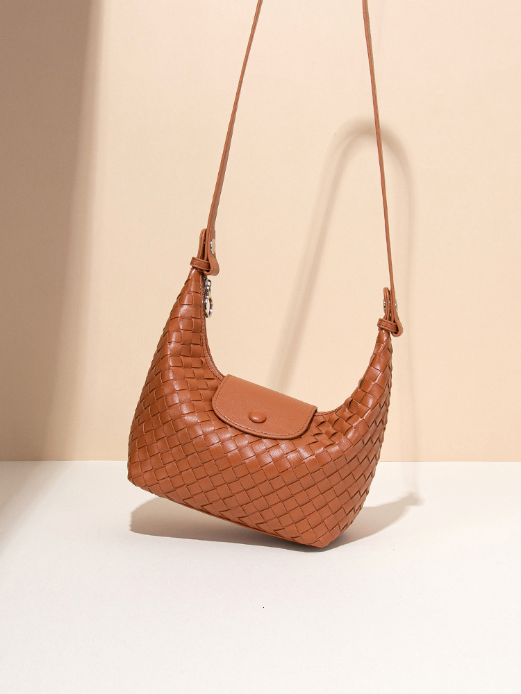 Luxury Brand Designer Bag 2025 New High-End Niche Bag For Women Versatile Fashionable Crossbody Bag Korean Style Commuter Woven Hand Bag