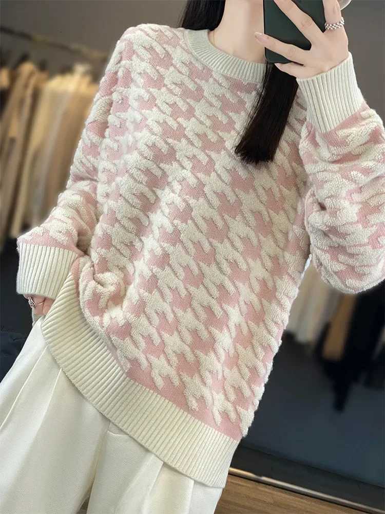 2025 Autumn Winter New Korean Version Round Neck Loose 100 Wool Houndstooth Pullover Sweater Knitted Base LayerT251025