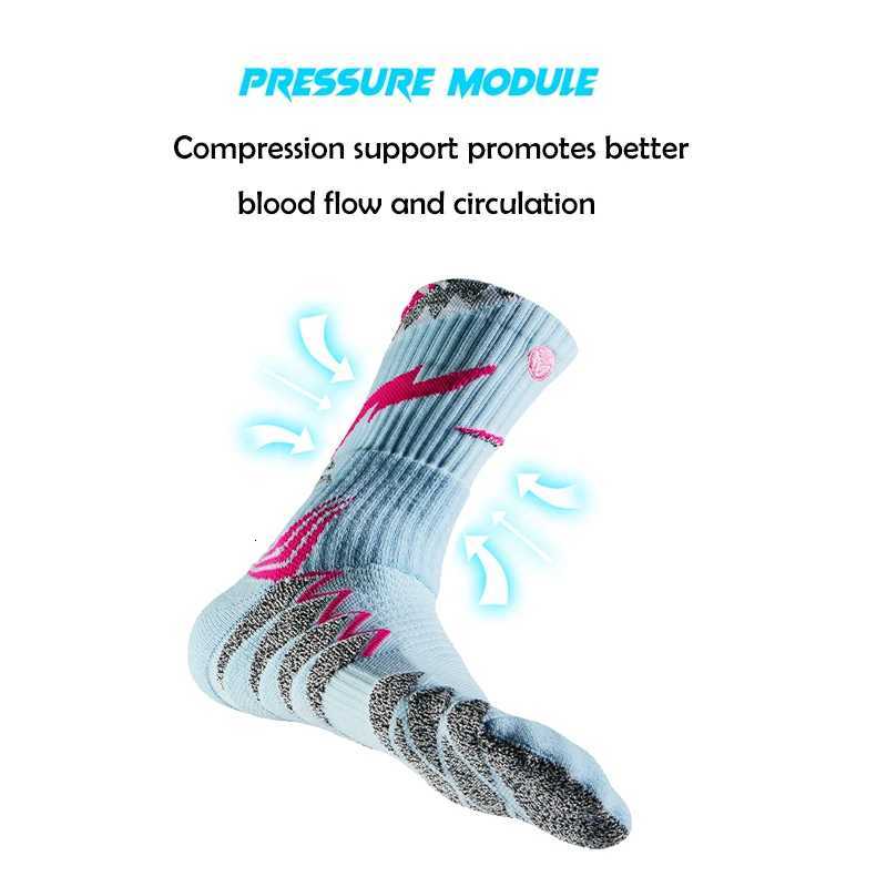 Athletic Mens Crew Socks with Thicker Padding Elastic Sport Basketball Socks For Outdoor Activities Comfy Socks Y251024