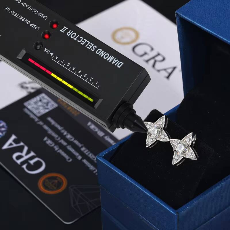 S925 Silver Moissanite Earrings Elegant High End Four Pointed Star Design Trendy Rose Gold Commuters Niche Stock