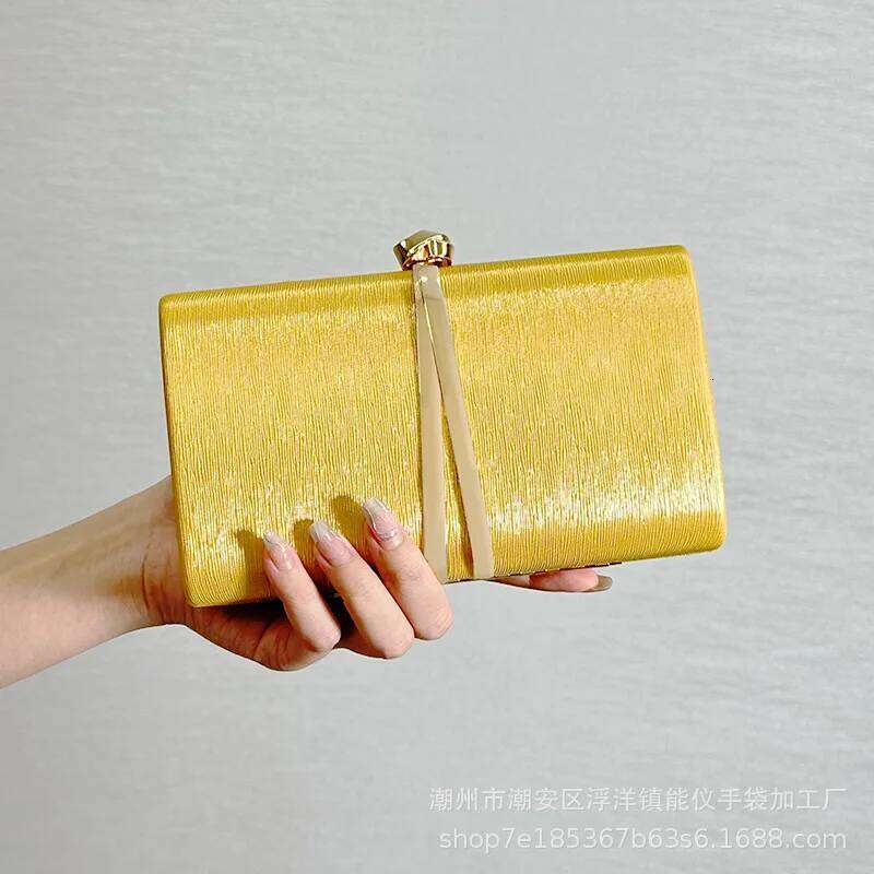 Designer Bags Dinner Cosmetic European And American Nightclub Women's Small Hardware Chain, Dress Bag, Light Luxury Bag