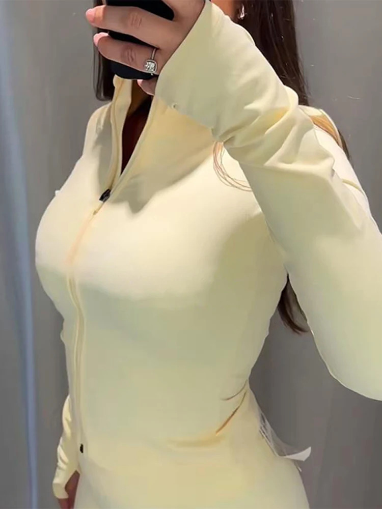 Yellow Slim Jacket Shorts Sets Women Stand Collar Full Sleeve Zipper Top Seamless Hip Package Suits 2025 Summer Gym Yoga Outfits 251013