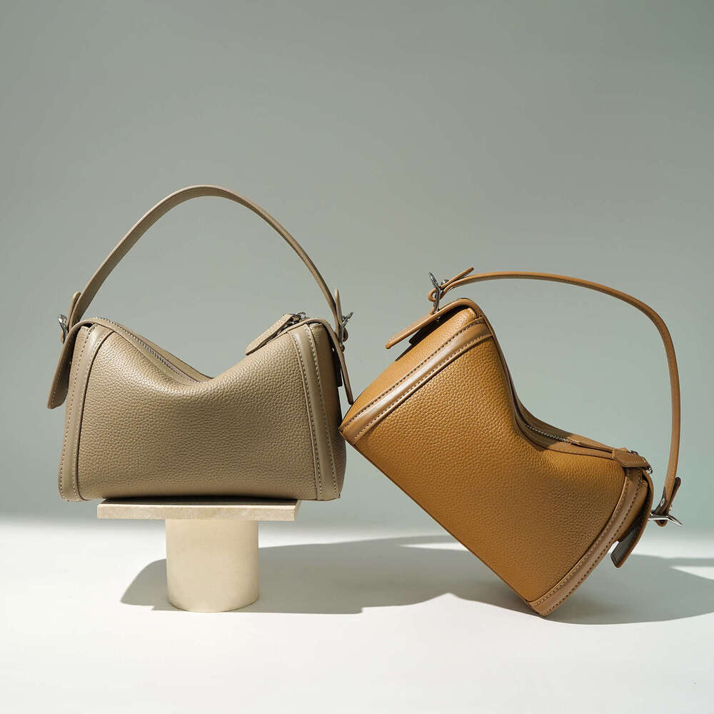 Luxury bag Top Layer Niche Cowhide Texture Simple New Style Single Shoulder Crossbody Boston Bag Design Genuine Leather