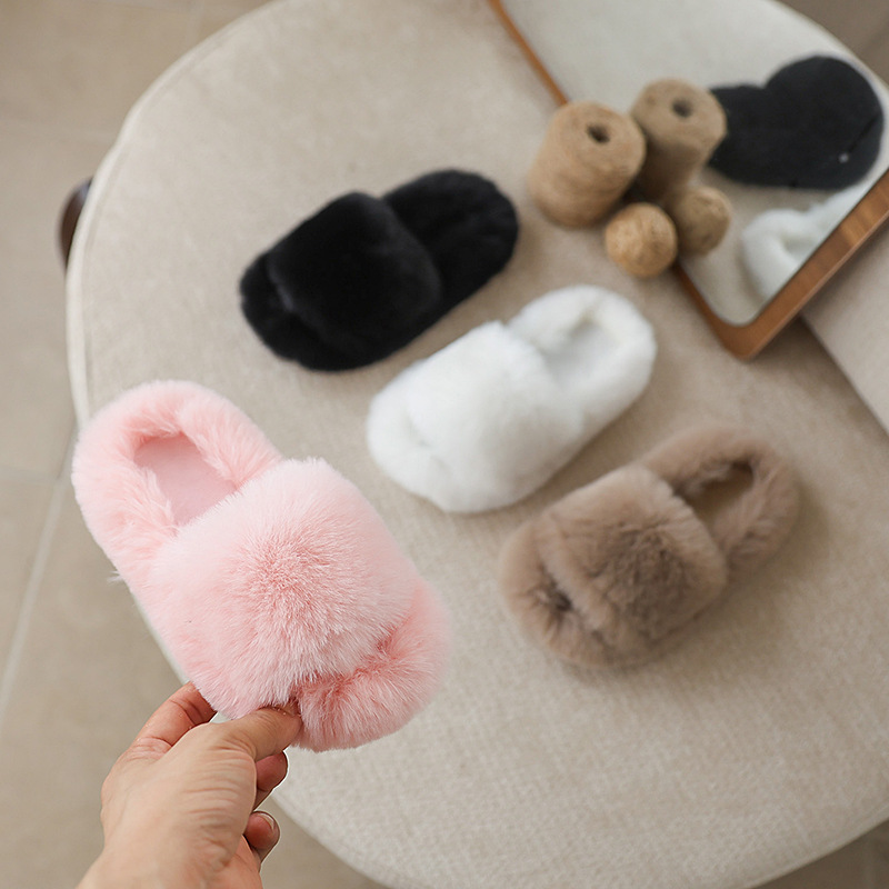 Kids Winter Fluffy Slippers Girl House Home Fur Slippers For Girls Boys Toddler Children Flat Platform Cozy Fuzzy Indoor Slippers Slides Sizes 24 - 35