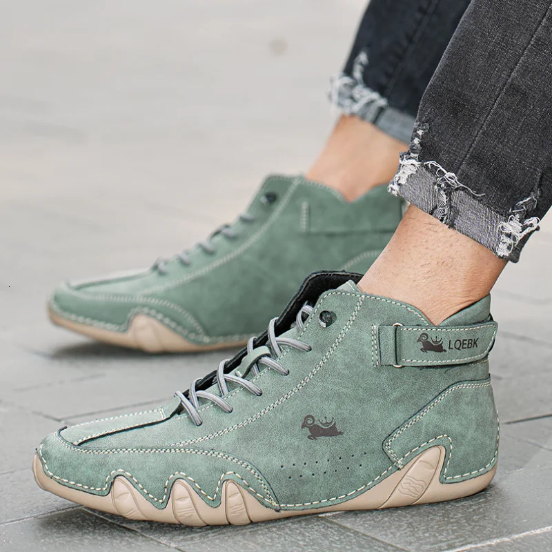 Sneakers for Men Fashion Outdoor Walking Loafers Shoes Comfortable Ankle Boots Man Shoes In Casual Leather Shoes 251023