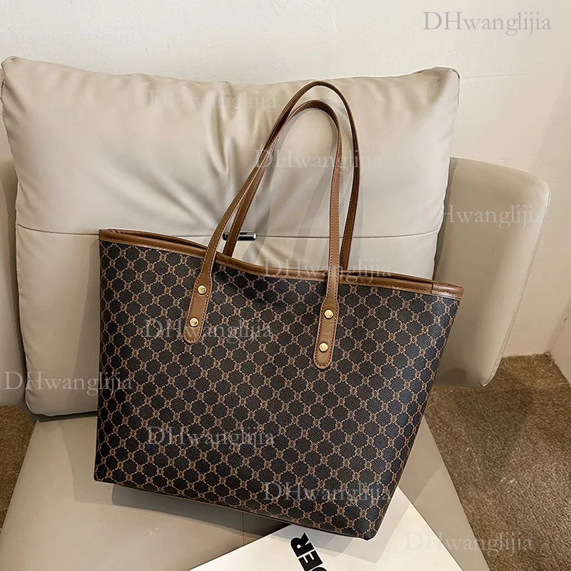 DHGM Free Shipping 2025 Winter New Fashion Tote - Spacious Minimalist Leather Shoulder Bag for Women, Large Capacity Commuter Purse dh4300051