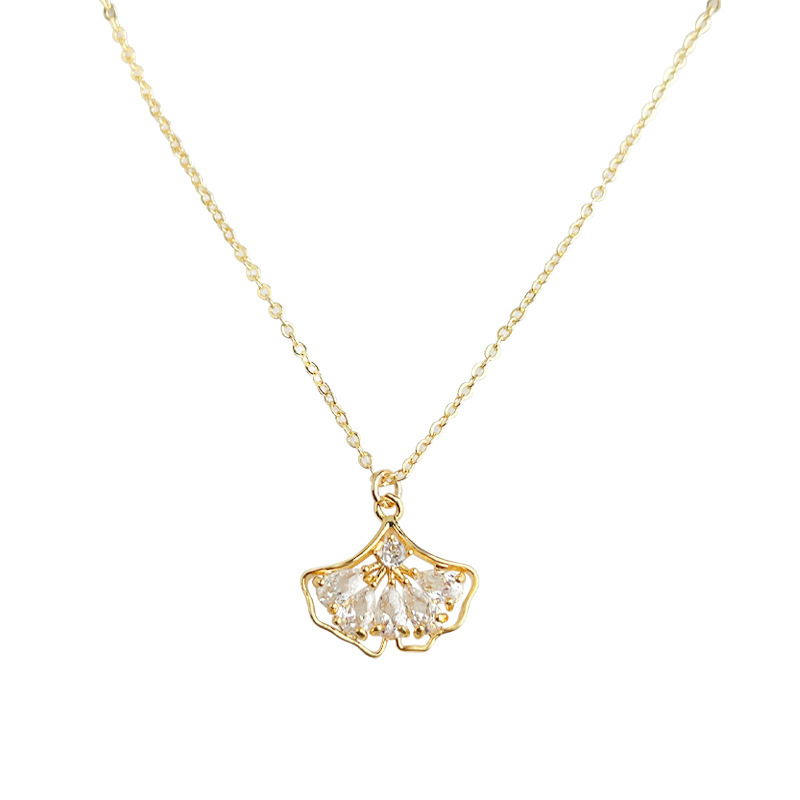 Designer necklace Gold necklace Vintage fan-shaped pendant necklace dress design light luxury fashion temperament high-end zircon collarbone chain