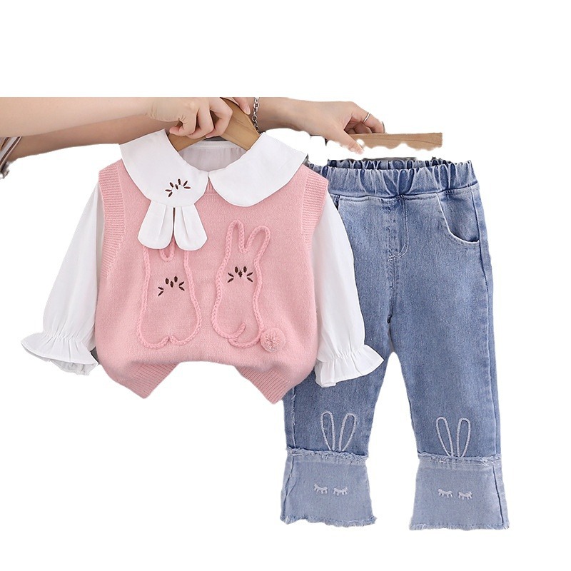 2025 new hot selling girls' autumn outfit set, baby's stylish clothes, children's autumn rabbit sweater three piece set
