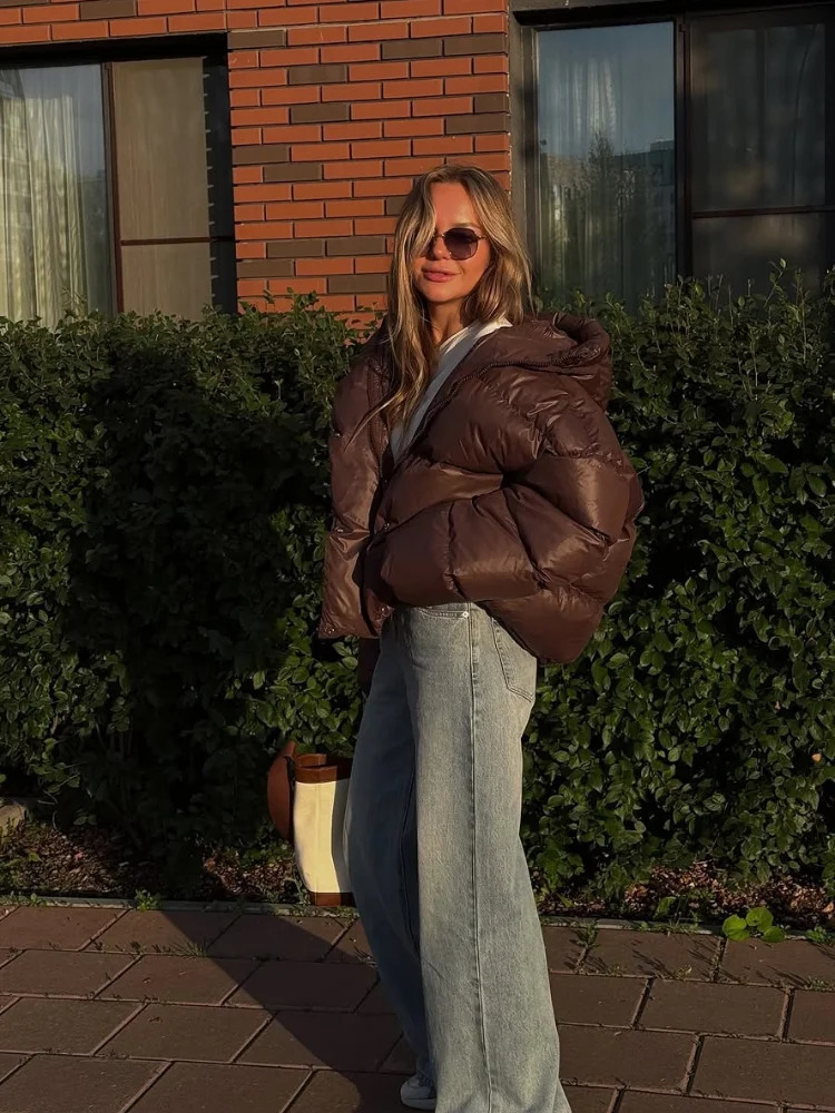 Women Brown Hooded Cotton Coat Fashion Lapel Full Sleeve Zipper Button Warm Loose Short Coats Lady Winter Casual Street Outwear 251020