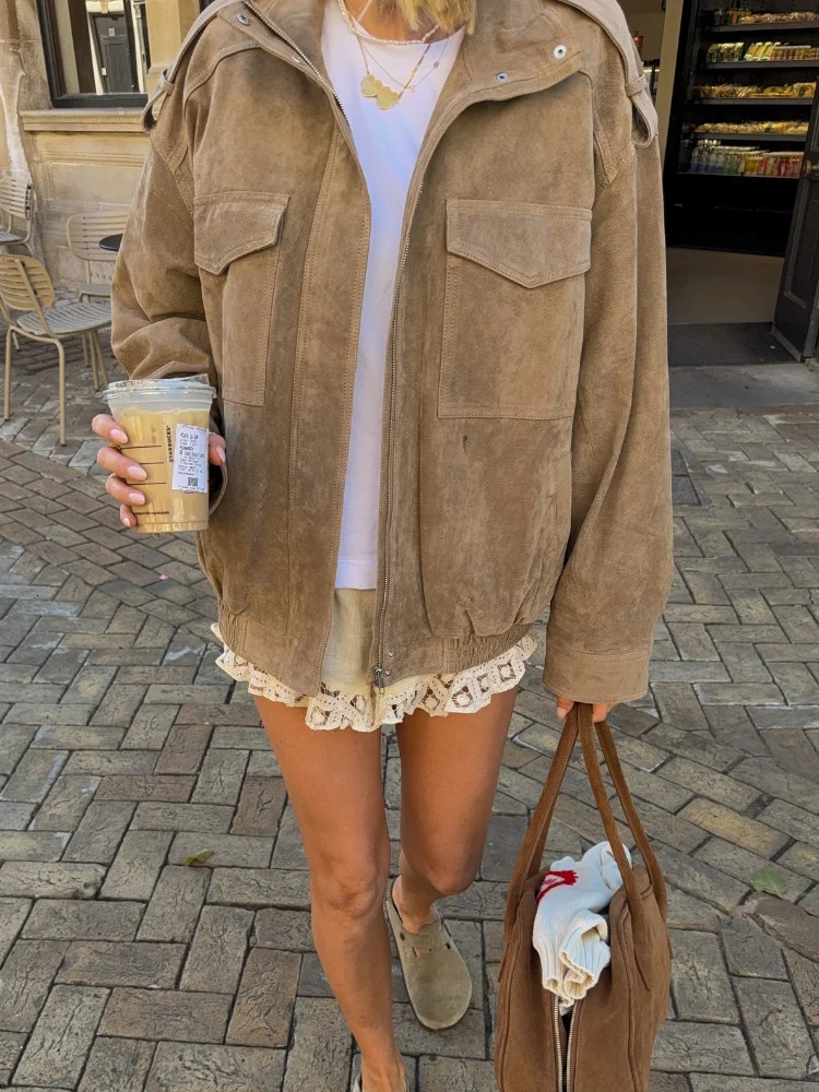 Casual Khaki Suede Jacket Women Fashion Chic Stand Collar Zipper Pocket Loose Outerwear Lady Autumn Daily Highstreet Jackets 251020