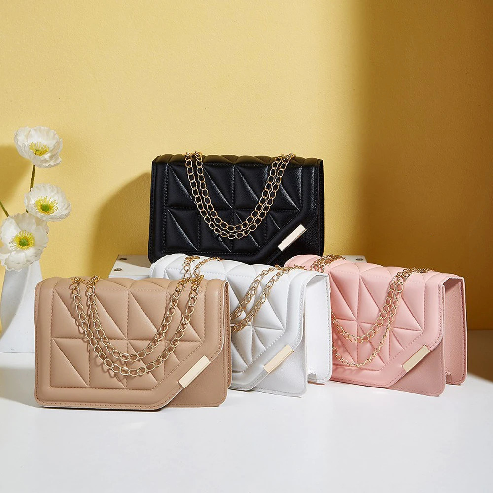 Trendy Embroidered Square Bag Diamond Pattern Shoulder Purse with Chain Strap Magnetic Clre 251018
