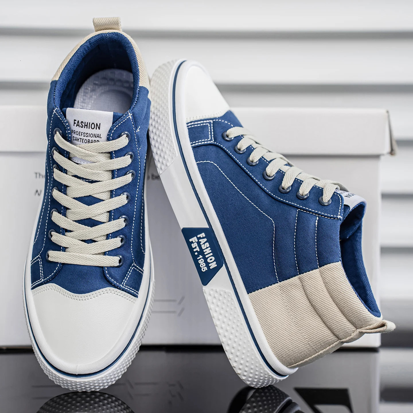 Mens canvas shoes fashionable and trendy midtop comfortable suitable for outdoor hiking lightweight blue and beige vers 251023